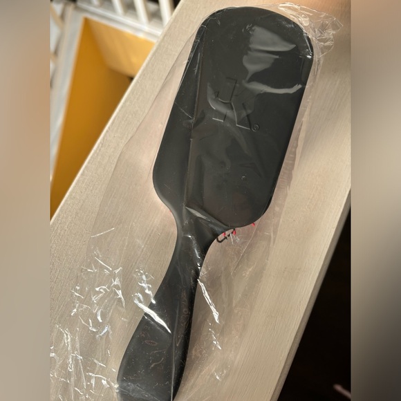 Conair Dr Knot Detangling Brush - Picture 2 of 2